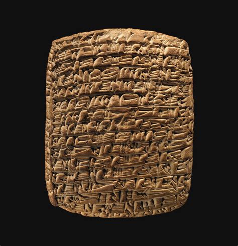 Cuneiform clay tablet private letter, middle photography age old assyrian trading colony