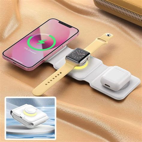11 best travel lovers gifts: Genius gadgets, beauty and grooming sets ...