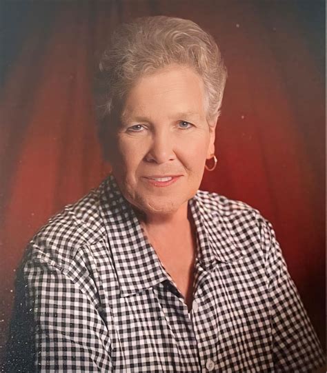 In Loving Memory of Linda Bates: Obituary and Services 23