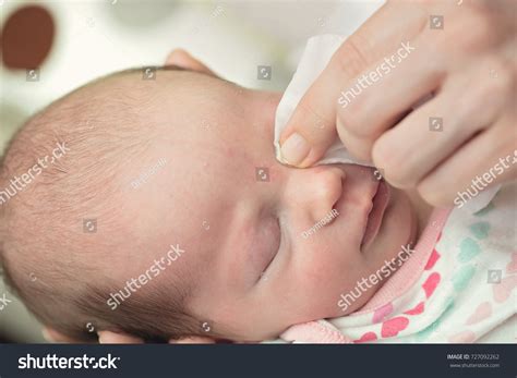 5 Gentle Touches To Tame Tear Tragedies