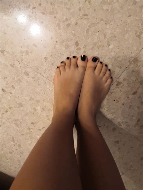 Simple but there'll be more 🙈 : r/TGirl_Feet