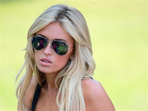 Paulina Gretzky Golf Digest Cover Irks LPGA - Business Insider