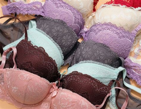 Wired Bras / Underwire Buying Guide & FAQ | Glamorise Bras