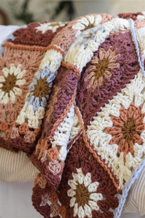 easy sweater knitting patterns mama   stitch