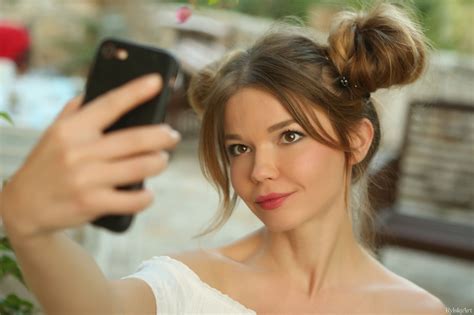 Selfies Wallpapers - Wallpaper Cave