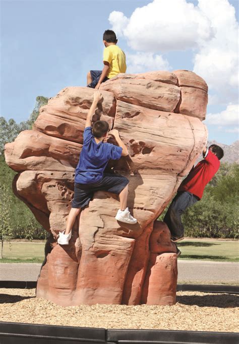 Climbing Boulders | Northern California Recreation