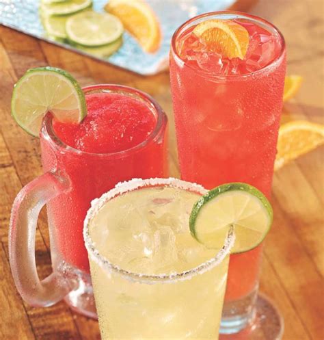 Best Happy Hour Deals in the Mall of America, Ranked - Thrillist