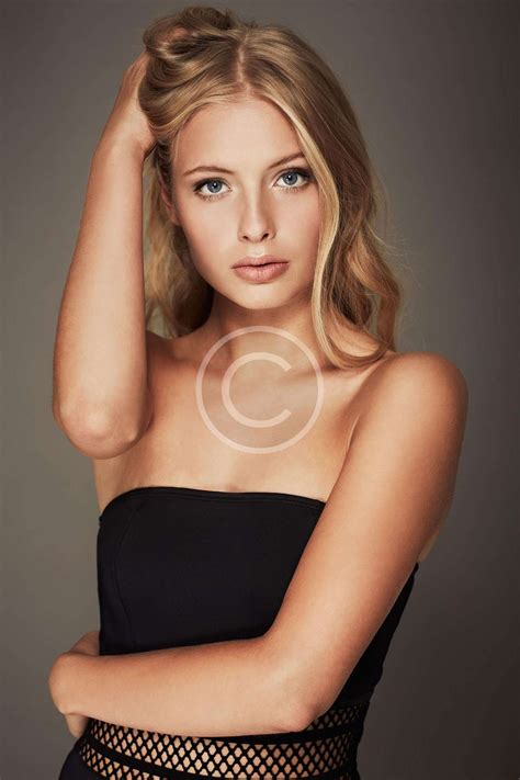 Miranda Stevens – Glamour Models