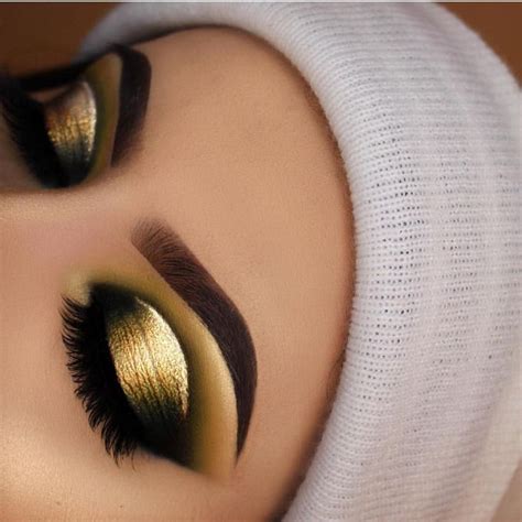 Fabulous Eye Makeup Ideas Make Your Eyes Pop | Colorful eye makeup, Smokey eye makeup, Eye ...