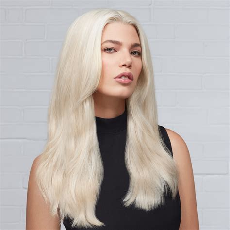 Medium-Hold Volume Mousse