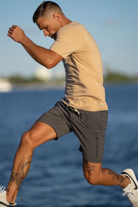 Vuori launches in the UK — The Rakish Gent