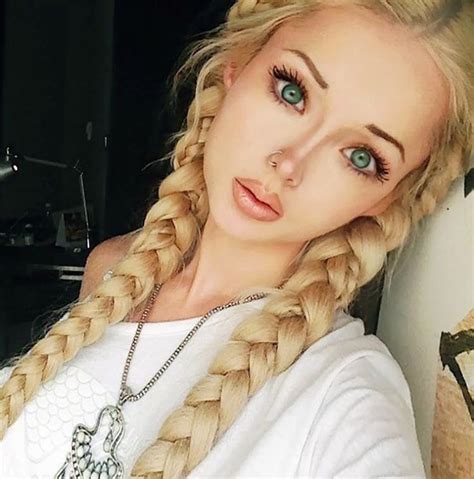 Как выглядит настоящая кукла барби | ActualBeauty
