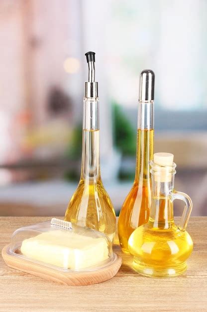 types  oil  table  kitchen premium photo