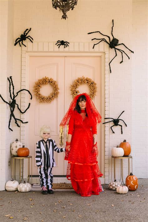 beetlejuice secretary costume 3