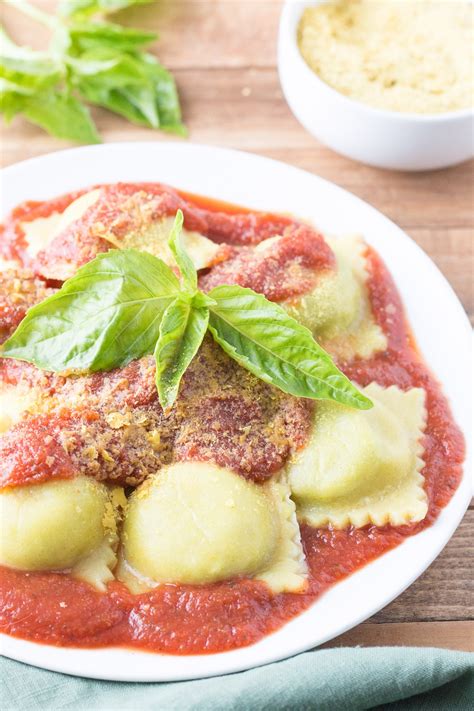 60 Best Vegan Mains For Your Christmas Dinner Menu - Eating Works