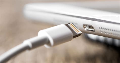 laddare och laddkabel  iphone elgiganten