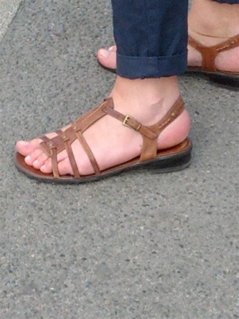 Sexy feet in sandals | Publix Sexy Feet