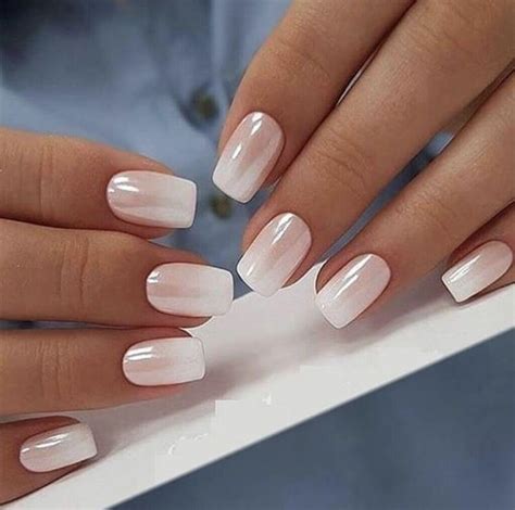 16 Best French Tip Nails That You'll Love | Fashionterest