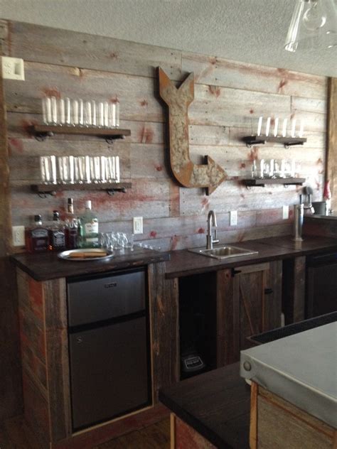 Rustic Bar - Rustic - Home Bar - Chicago - by Kyle Slack | Houzz