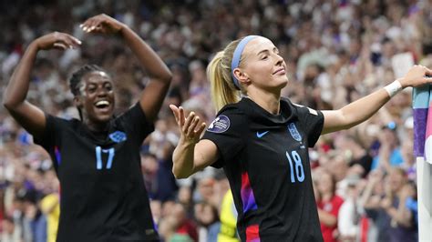 Euro 2025: Should Michelle Agyemang and Chloe Kelly start final? - BBC