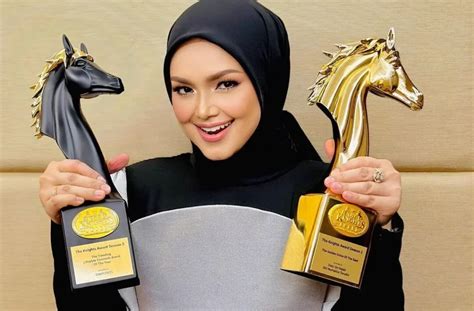 siti nurhaliza biodata  latar belakang murai