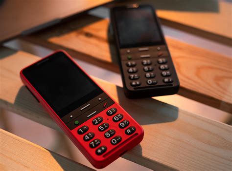 accessible mobile phones  blind people rnib shop