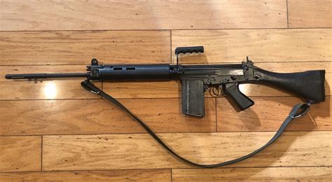 fn fal assault rifle