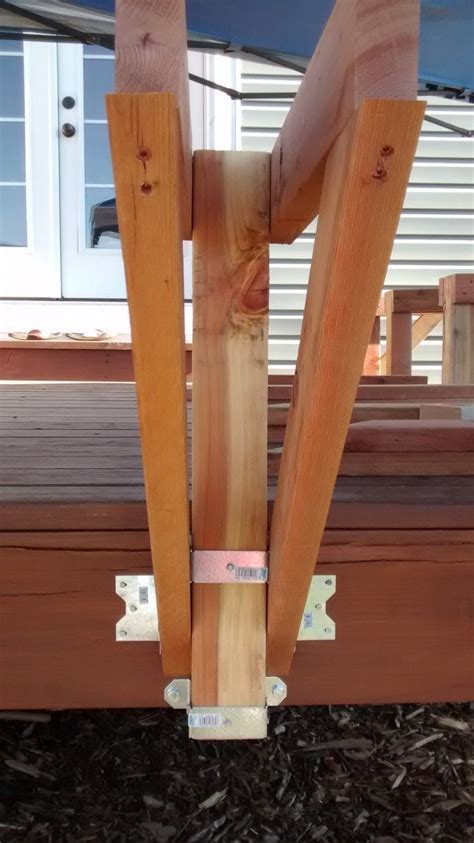 How to Build Space-Saving Deck Benches for a Small Deck | Remodelaholic