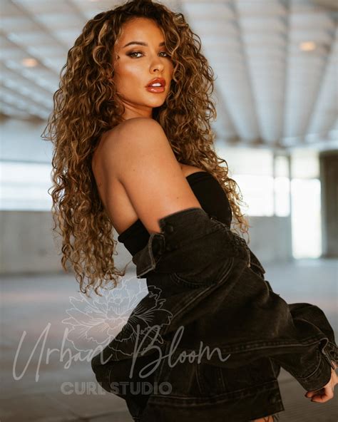 Urban Bloom Curls | Get The LoLo Had to show you all the stills from