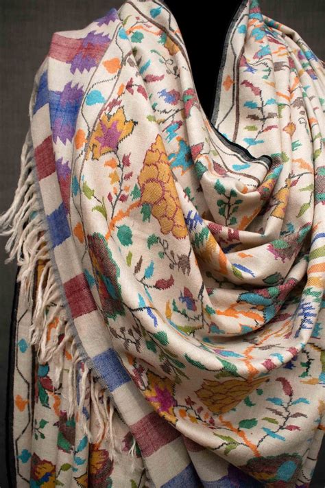 handwoven kani weave pashmina shawl   kashmir etsy