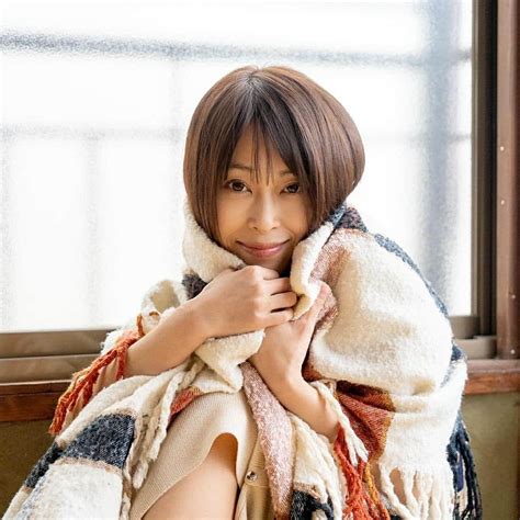大塚咲さんのインスタグラム写真 - (大塚咲Instagram)「あけましておめでとうございます☺️🧡 昨年より今年はいい年にしたいな。 今年 ...