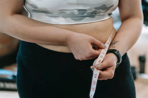 how to tell how much u weigh without a scale