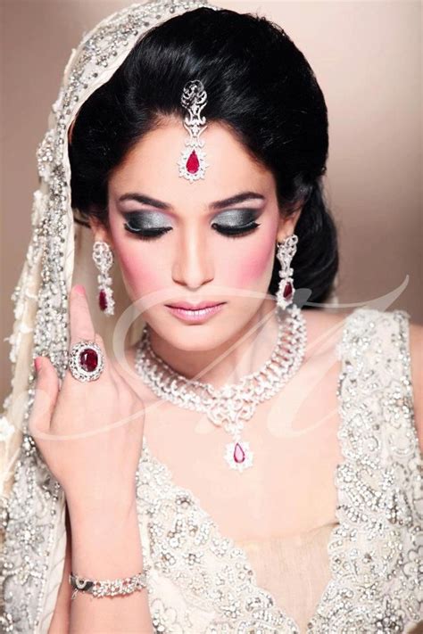 new south Asian bridal makeup for 2016 | Just Bridal