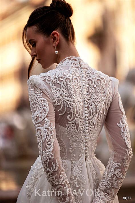 Neck For Lace Wedding Dresses
