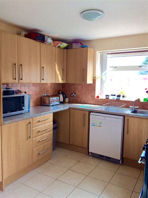 Professional House Share - Cheltenham - Emerald May | Property Management