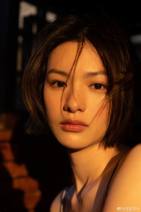 Qiu Tian. She gives me 90s asian actress vibes but also looks good on