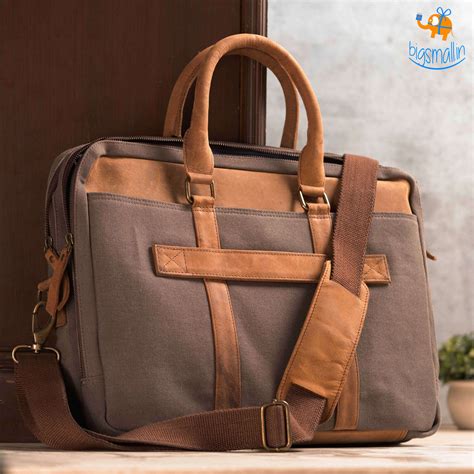 Canvas Messenger Bag – Bigsmall.in