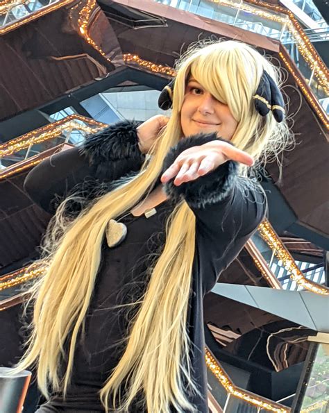 My Champion Cynthia cosplay from Diamond and Pearl! BDSP has taken up