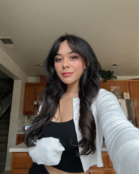 chell | New year same me (and Apollo) | Instagram