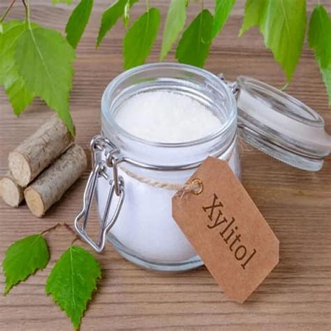 white xylitol powder  industrial packaging size  kg  rs