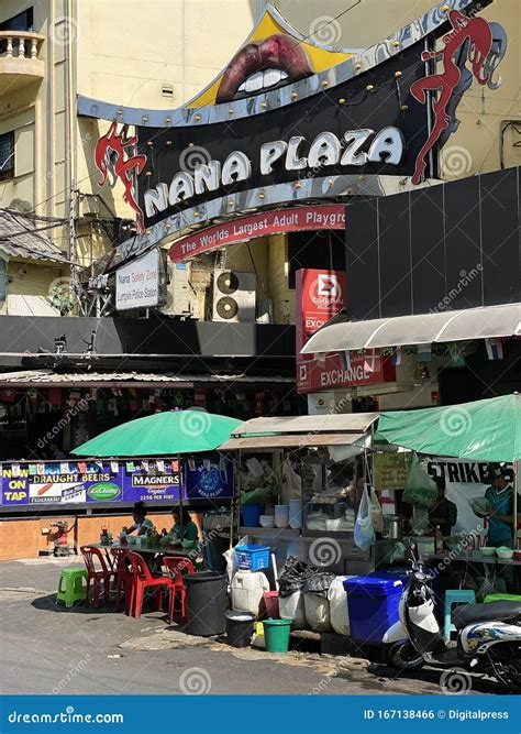 Nana Plaza Bangkok editorial photo. Image of plaza, adult - 167138466
