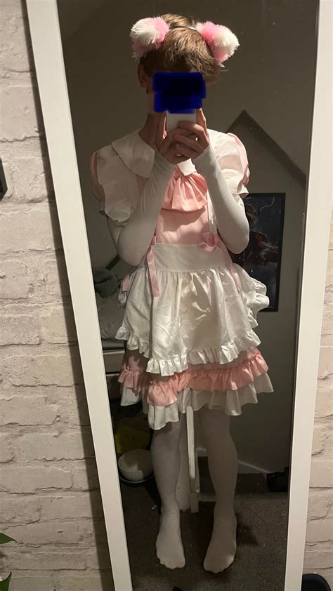 CAT BOY MAID??!!! : r/teenfemboy
