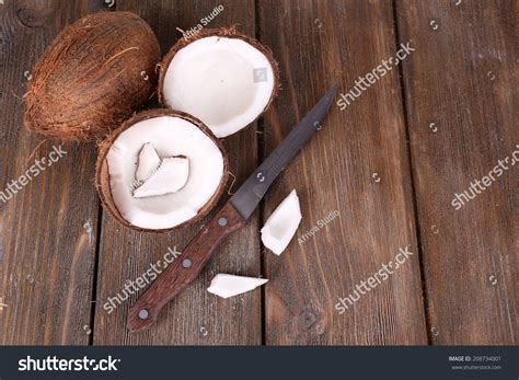 5,674 Coconut Knife Images, Stock Photos & Vectors | Shutterstock