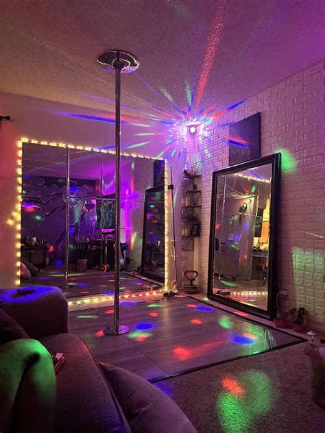 DIY Pole Studio : r/poledancing