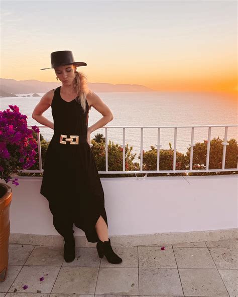 Fawn Miller Coaching added a new... - Fawn Miller Coaching