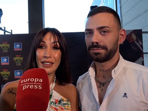 fani carbajo posa por primera vez  su nuevo novio fran  quiere