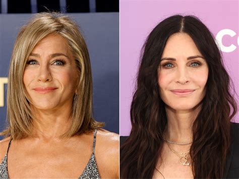 Jennifer Aniston Og Courteney Cox Kysser