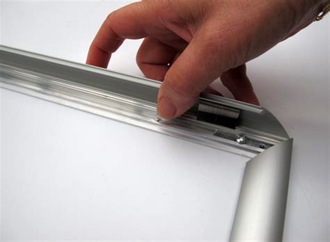 clip framessnap framesposter frames portable displays