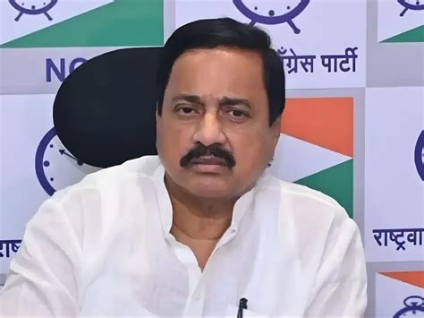 Sunil Tatkare on Rupali Chakankar Resignation | Ashok Kharat Case