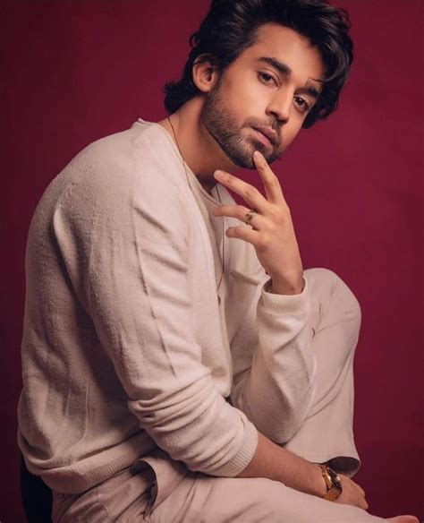 top  stylish actors  pakistan fashonation